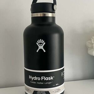 Hydro Flask Black Wide Flex Cap Bottle